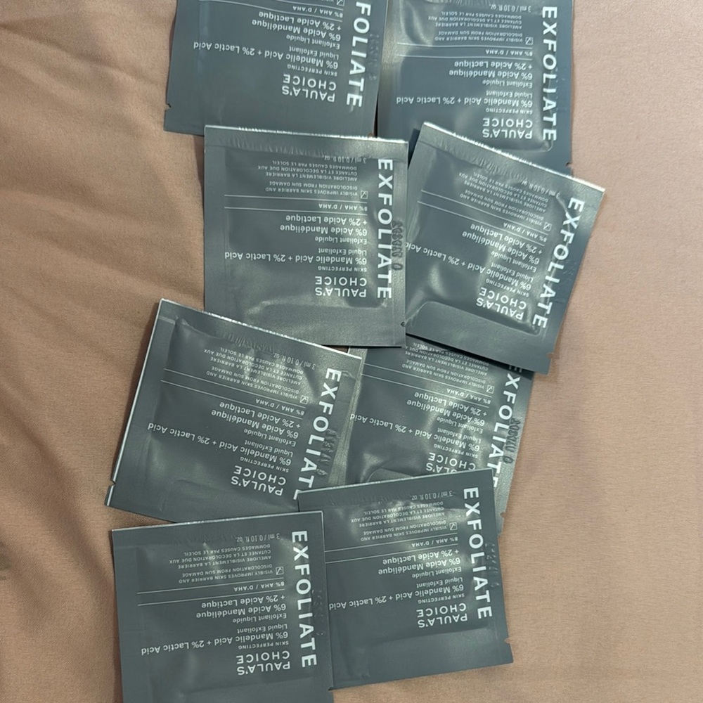 Paula's Choice Exfoliate Skincare Packets - Gray